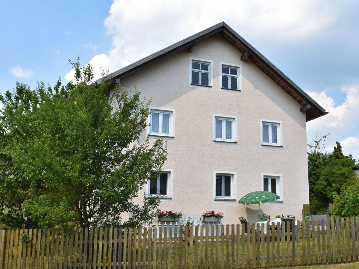 Holiday Home With Garden Near The Forest Arnschwang Buitenkant foto
